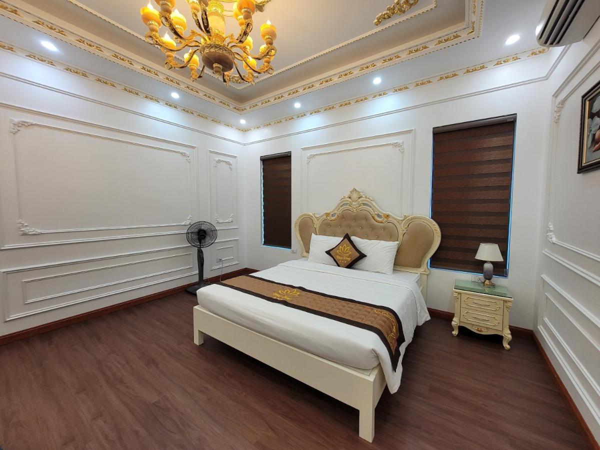 Отель Khach San Hoa Dong Phu Ly Экстерьер фото